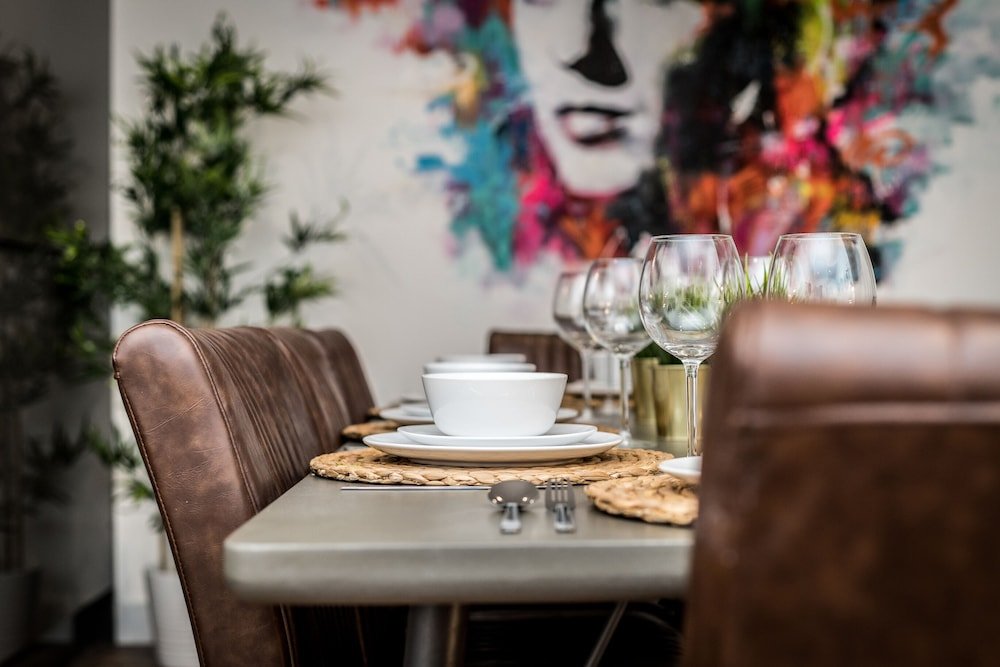 prestige stay aparthotel sgt peppers party apartments