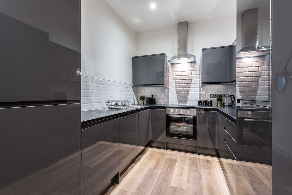 prestige stay aparthotel sgt peppers party apartments