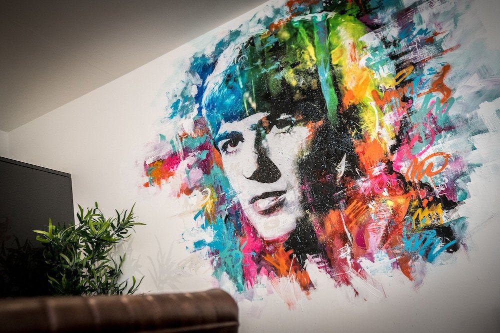 prestige stay aparthotel sgt peppers party apartments