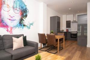 prestige stay aparthotel sgt peppers party apartments