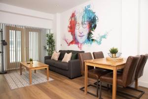 prestige stay aparthotel sgt peppers party apartments