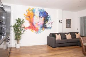 prestige stay aparthotel sgt peppers party apartments