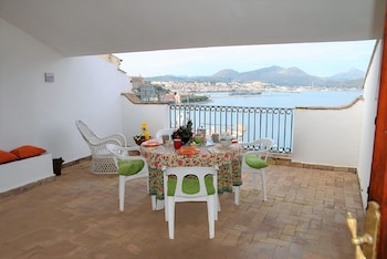 appartment with sea view in gaeta