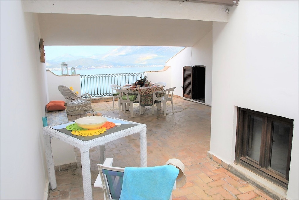 appartment with sea view in gaeta
