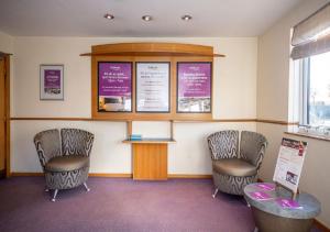 stables inn aintree