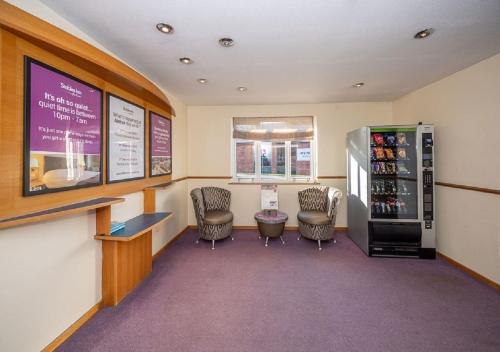 stables inn aintree
