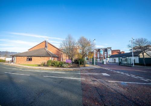 stables inn aintree