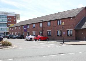 stables inn aintree