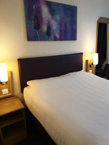 stables inn aintree