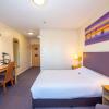 stables inn aintree