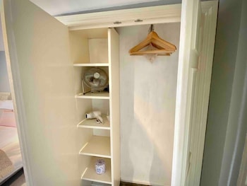the georgian loft apartment central bath
