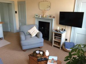 the georgian loft apartment central bath
