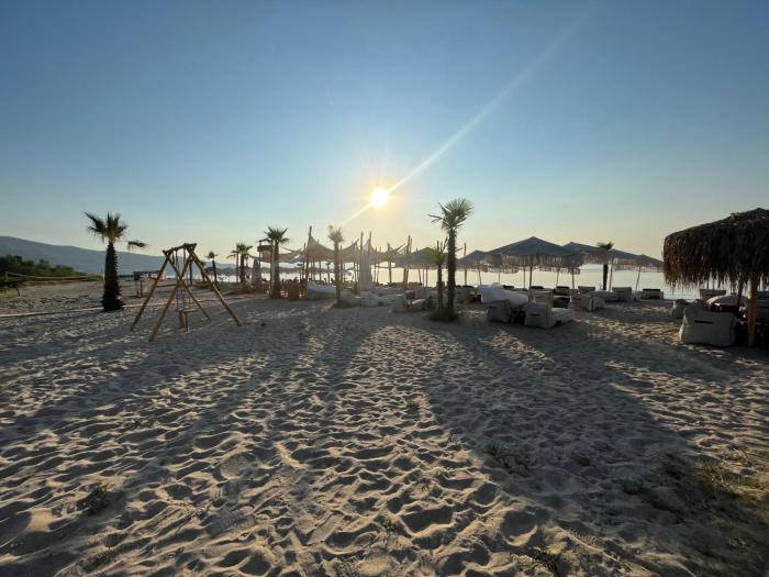 avaton luxury resort