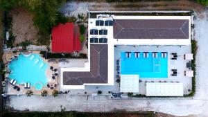 avaton luxury resort