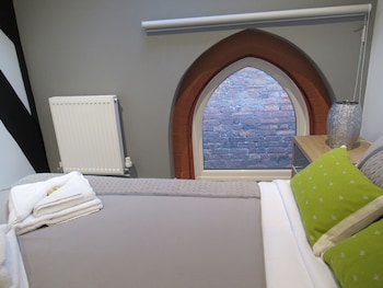 emmanuel church apartments