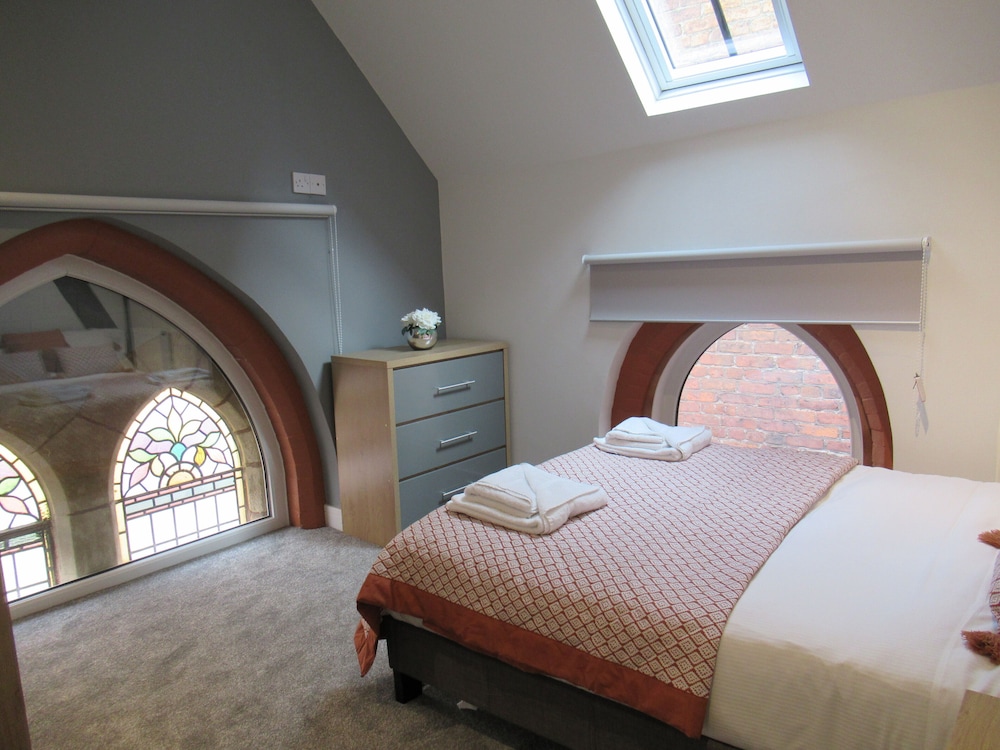 emmanuel church apartments