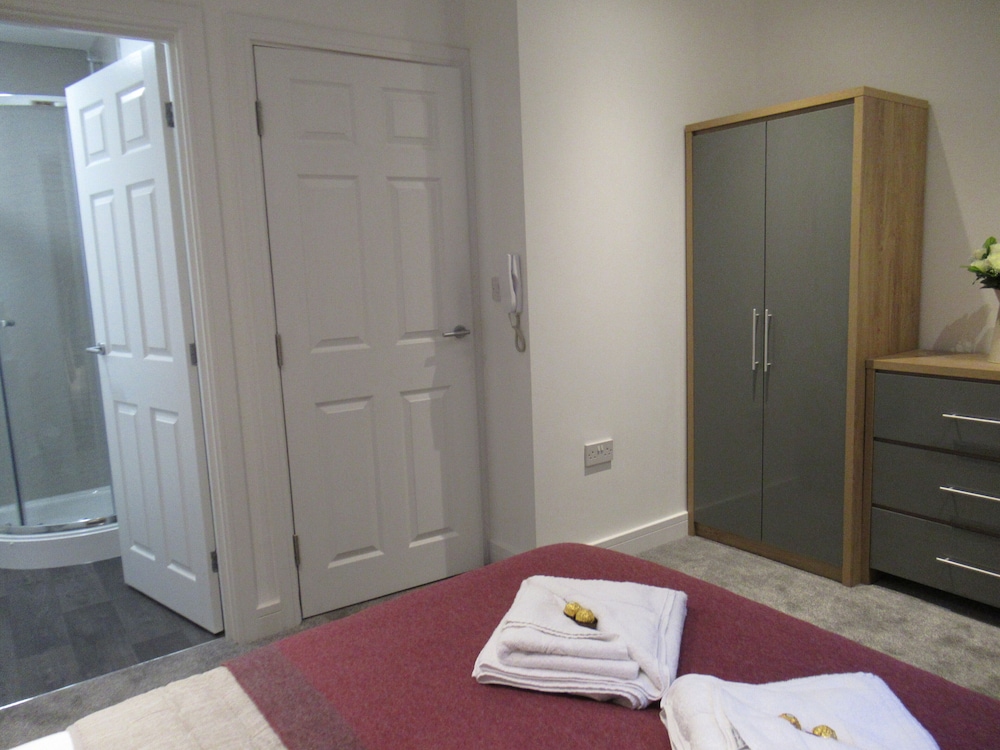 emmanuel church apartments