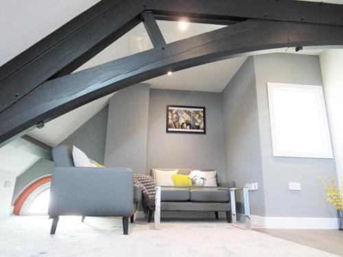 emmanuel church apartments