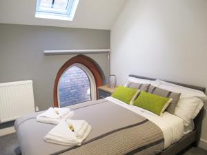 emmanuel church apartments