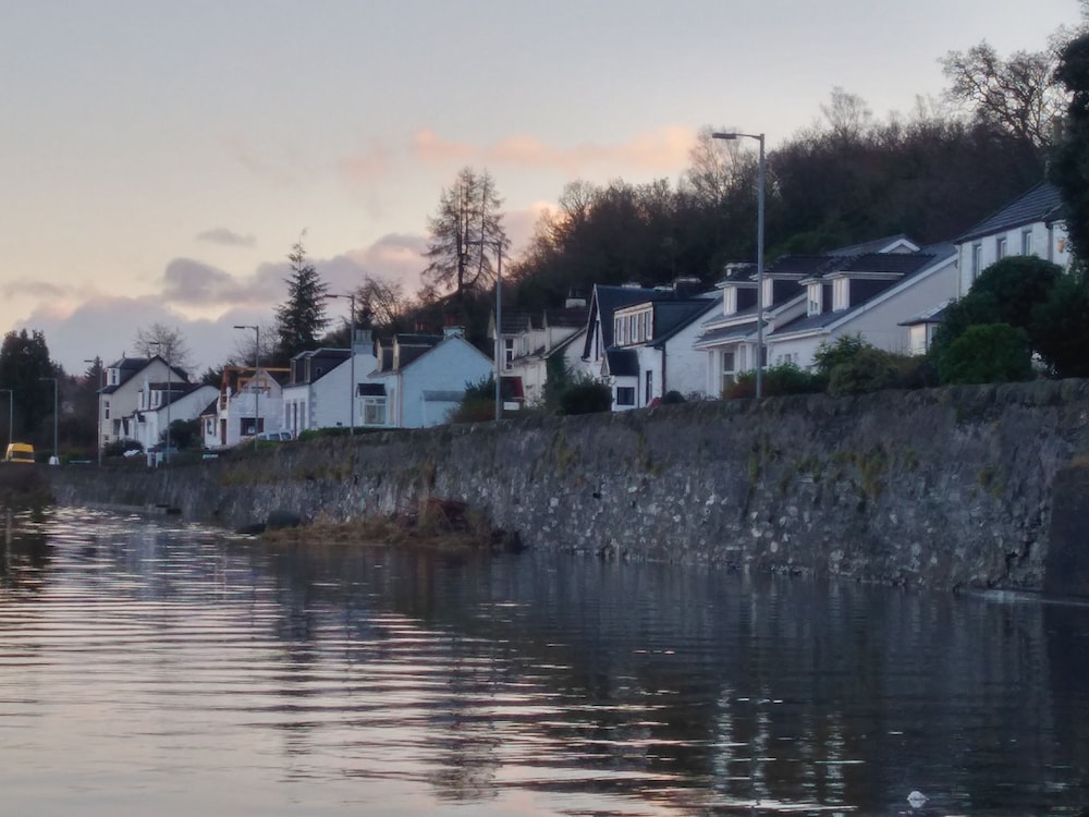 clyde view bed and breakfast