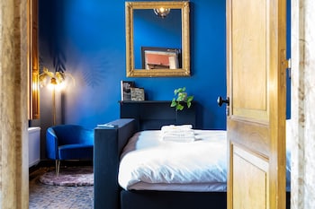 boutique hotel lytel blue