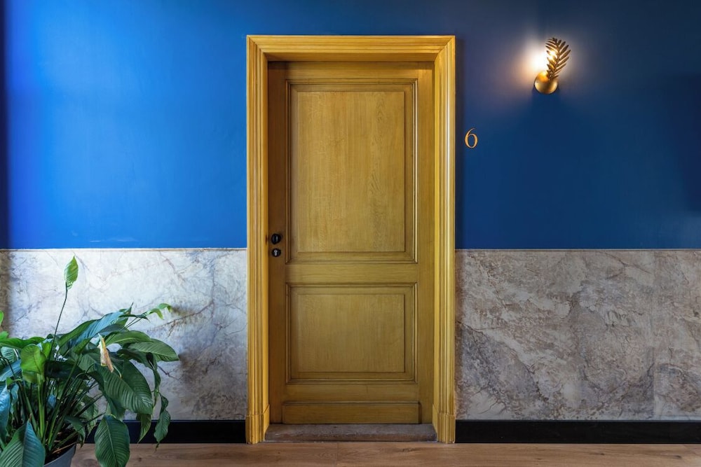 boutique hotel lytel blue