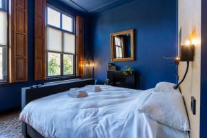 boutique hotel lytel blue