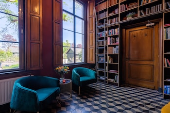 boutique hotel lytel blue