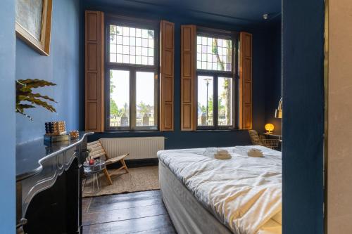 boutique hotel lytel blue