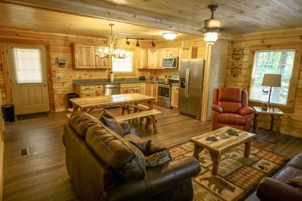 270 black bear 3 bedroom cabin by redawning
