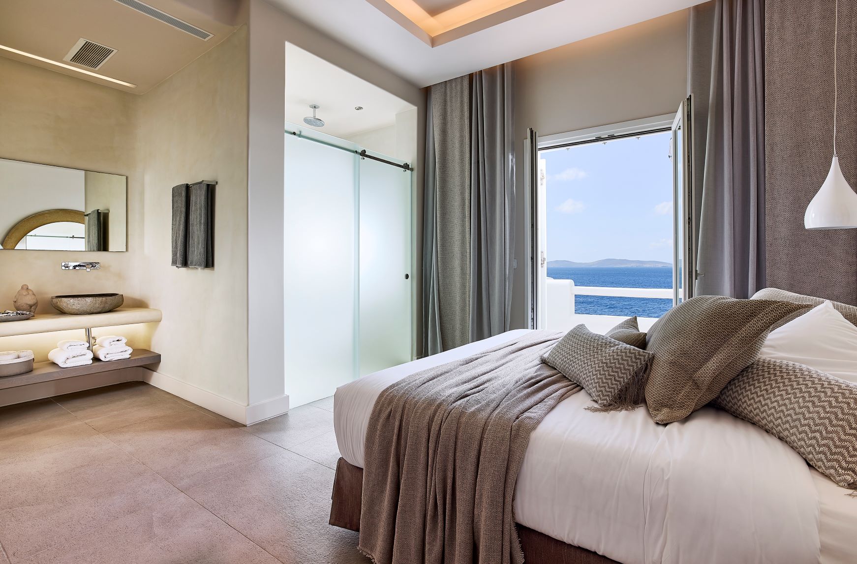 horizon hotel adults only