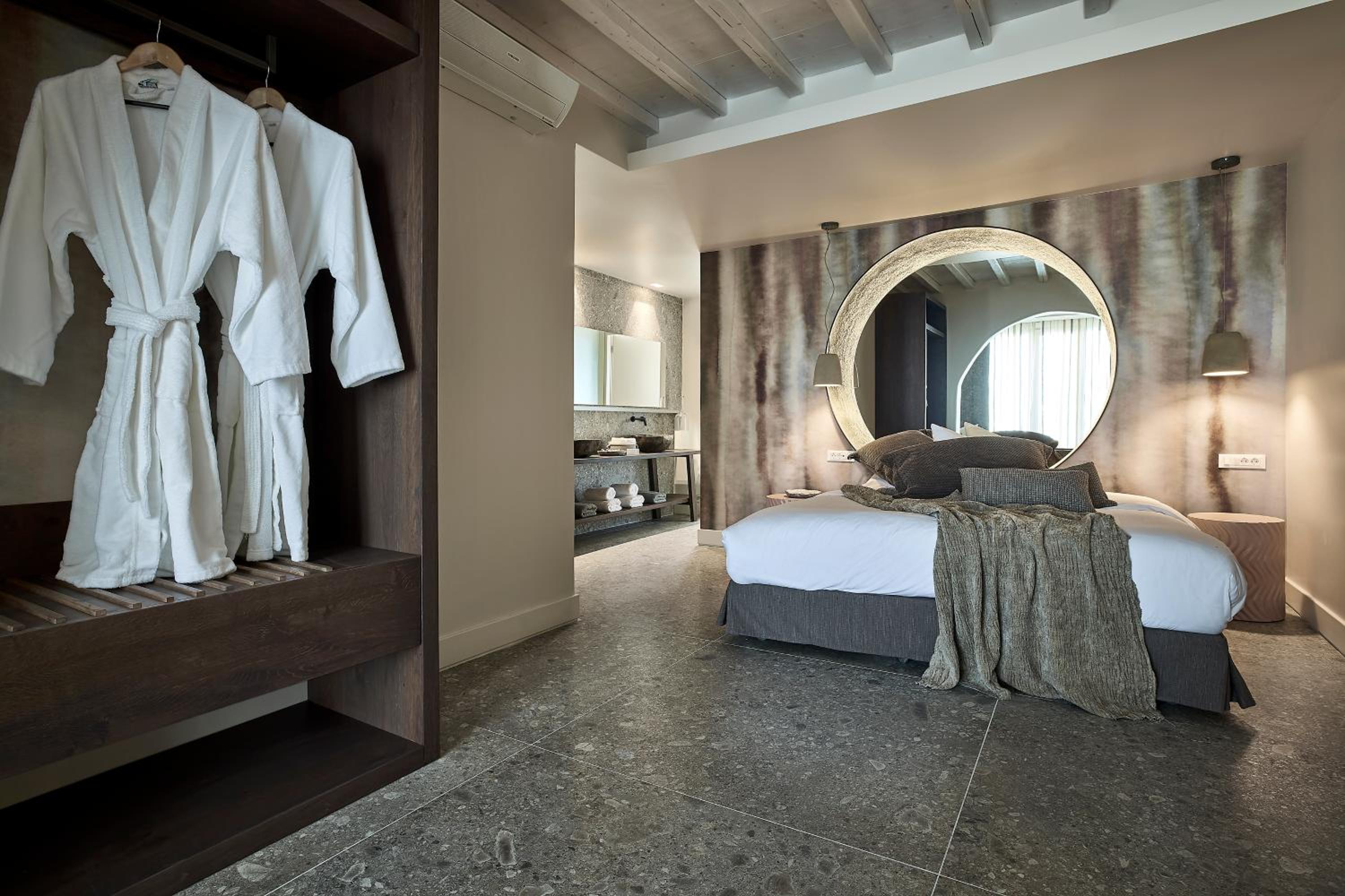 horizon hotel adults only