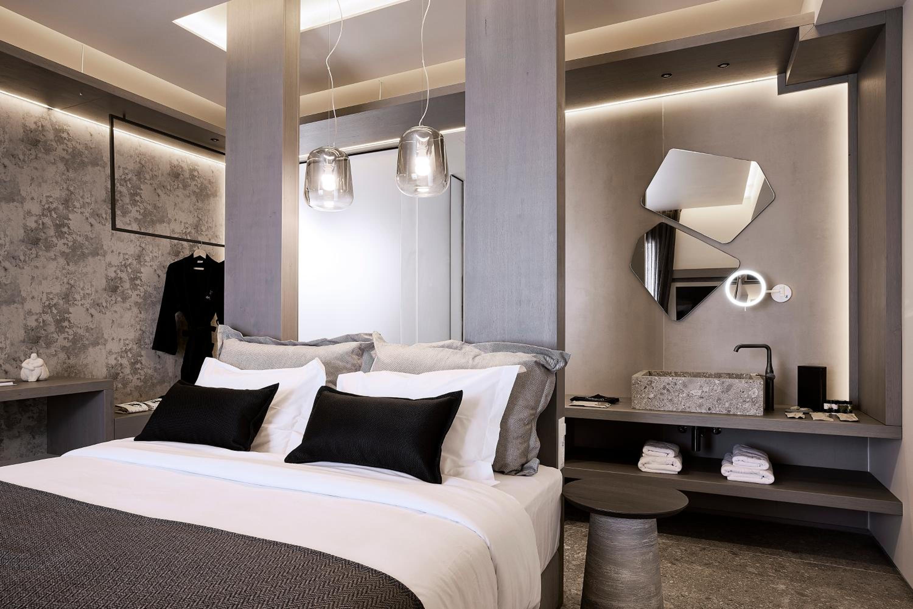 horizon hotel adults only