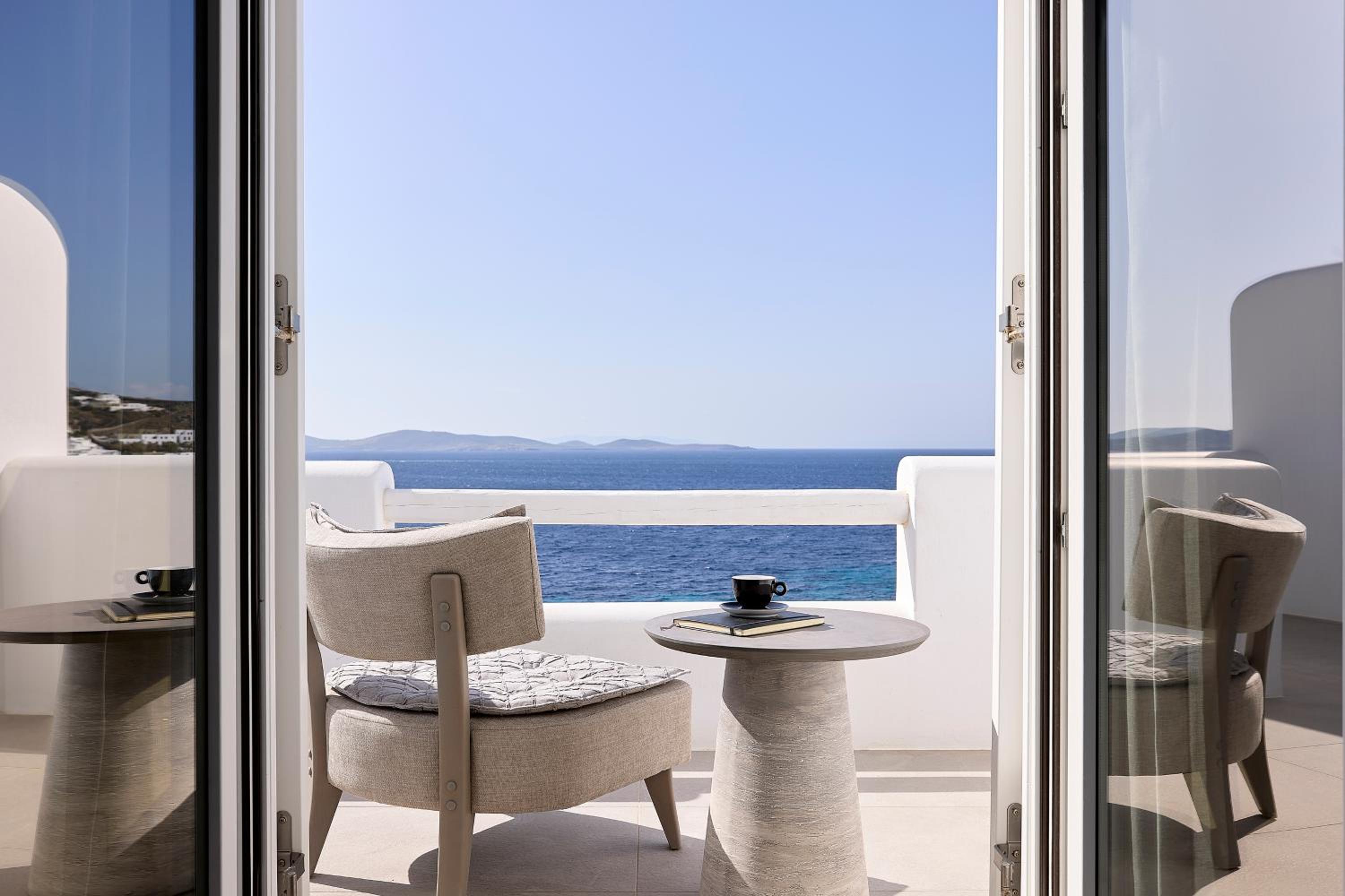 horizon hotel adults only