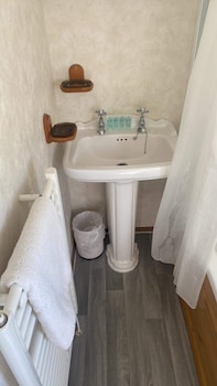 2 bedroom two bathroom sunset lodge heachambeach