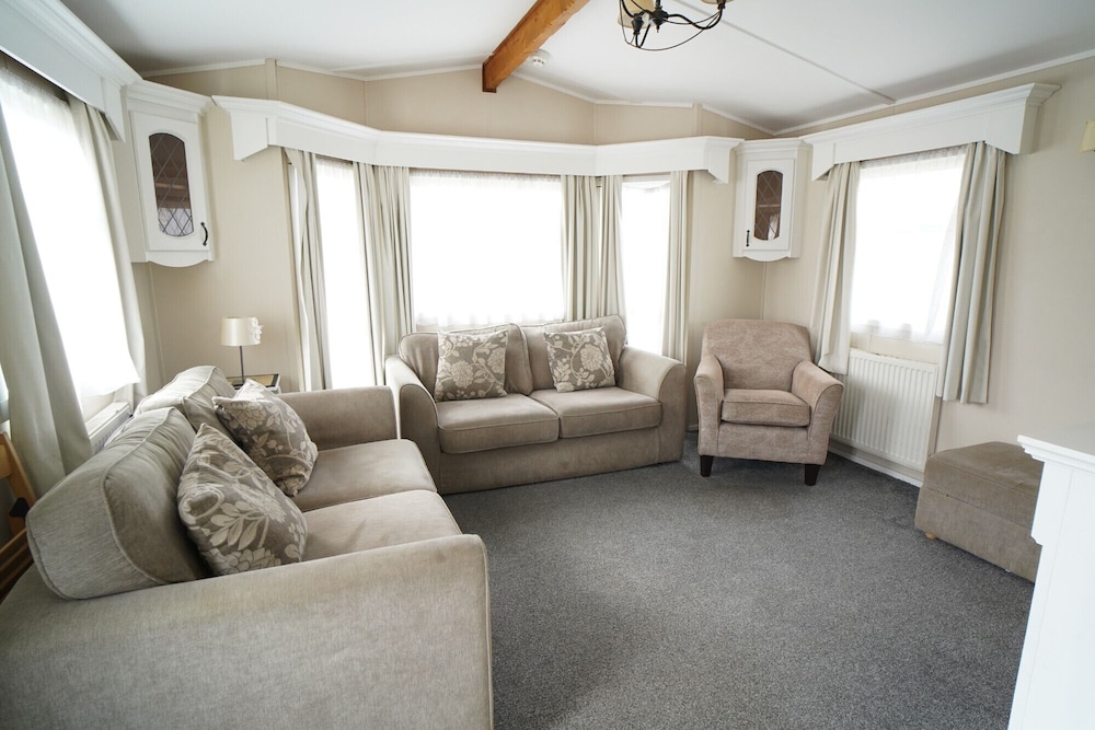 2 bedroom two bathroom sunset lodge heachambeach