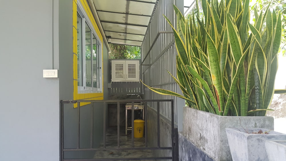 greenery resort koh tao