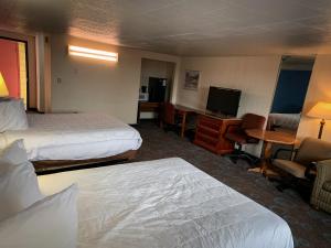 Ventura Grand Inn,,2.5 star
