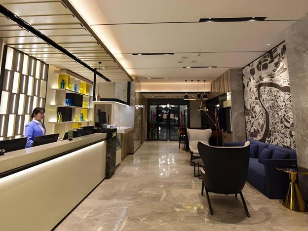 echarm hotel kunming colorful yunnan chunrong street metro station