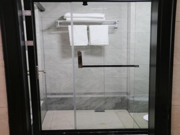 shell hubei xianning tongshan bus station hotel