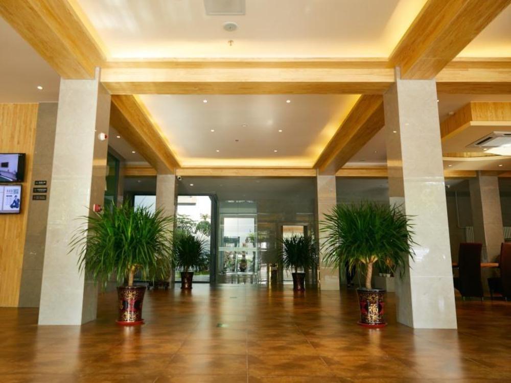greentree inn express linqu county pianyi road jiufulai