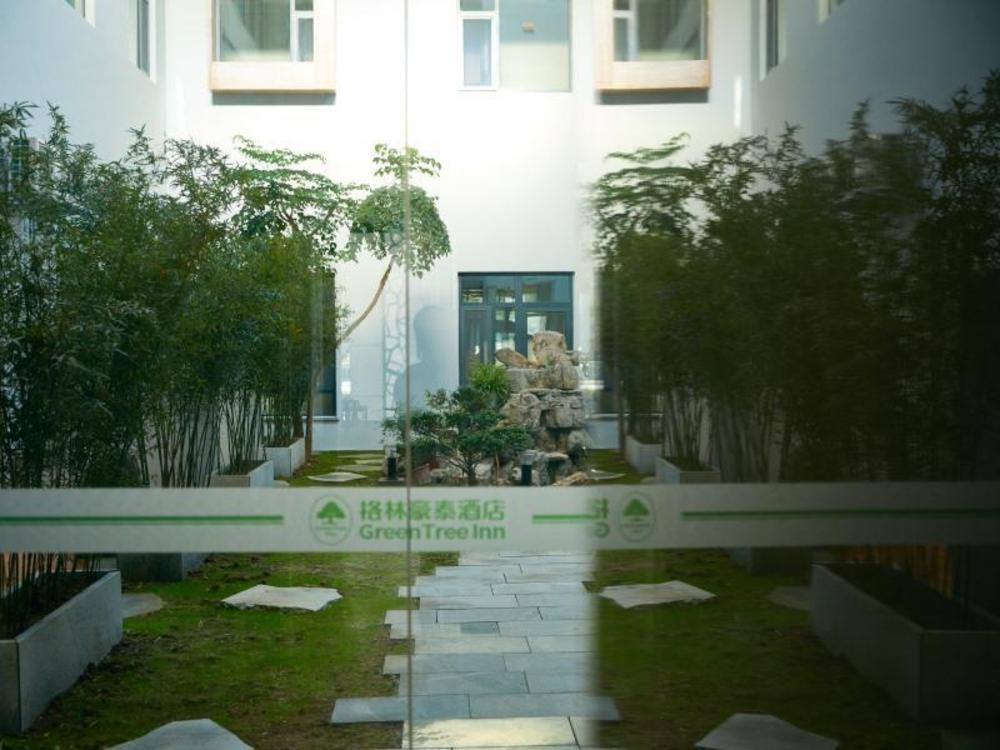 greentree inn express linqu county pianyi road jiufulai