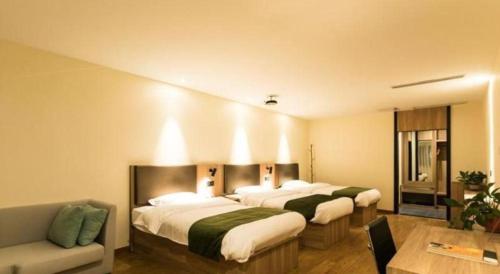 greentree inn jiangyin wanda plaza tongfu road