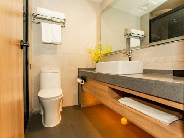 greentree inn bozhou city woyang county huaizhong