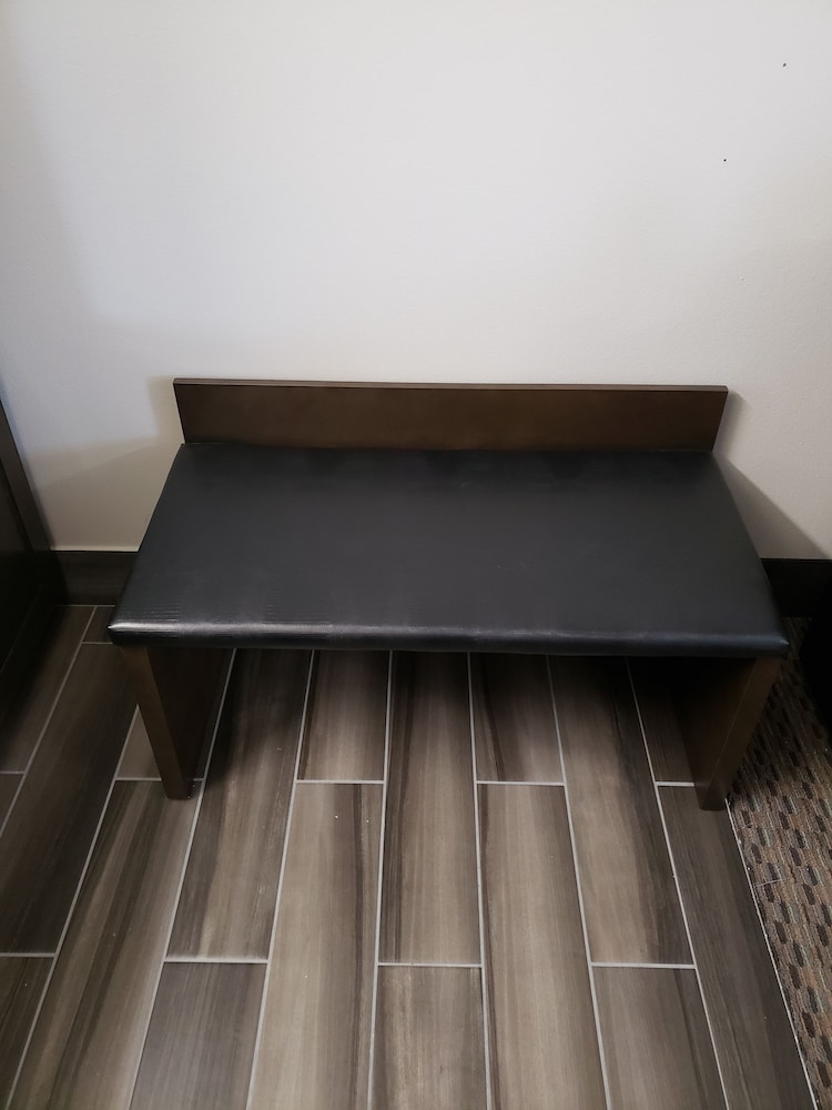 portofino inn burbank