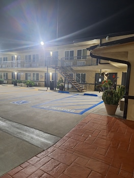 portofino inn burbank