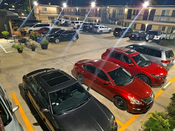portofino inn burbank