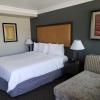 portofino inn burbank