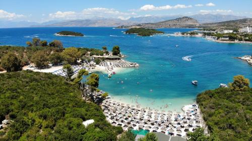hotel olive ksamil