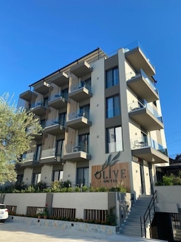 hotel olive ksamil